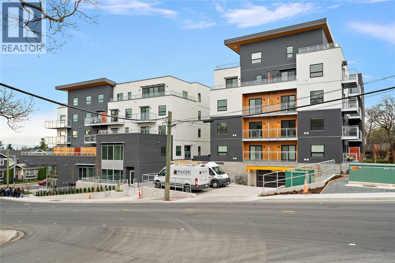 #407 610 Lampson St - 20