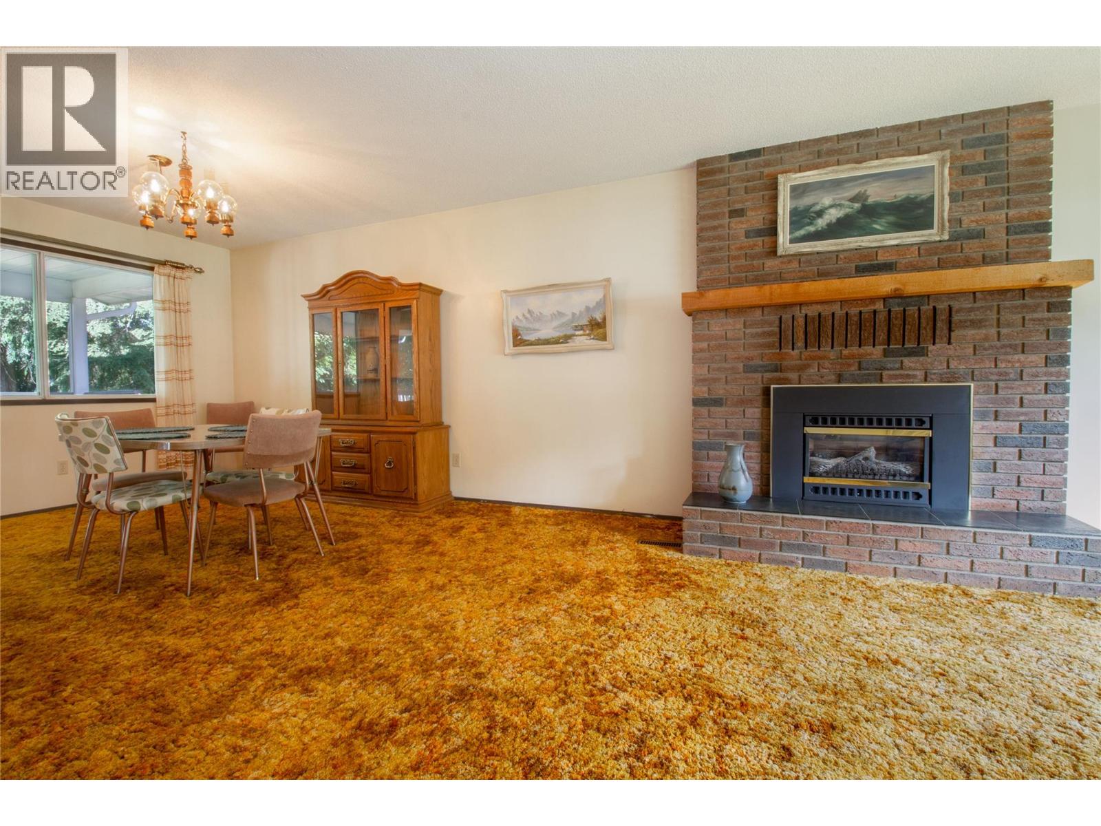 1695 Hay Road, Revelstoke