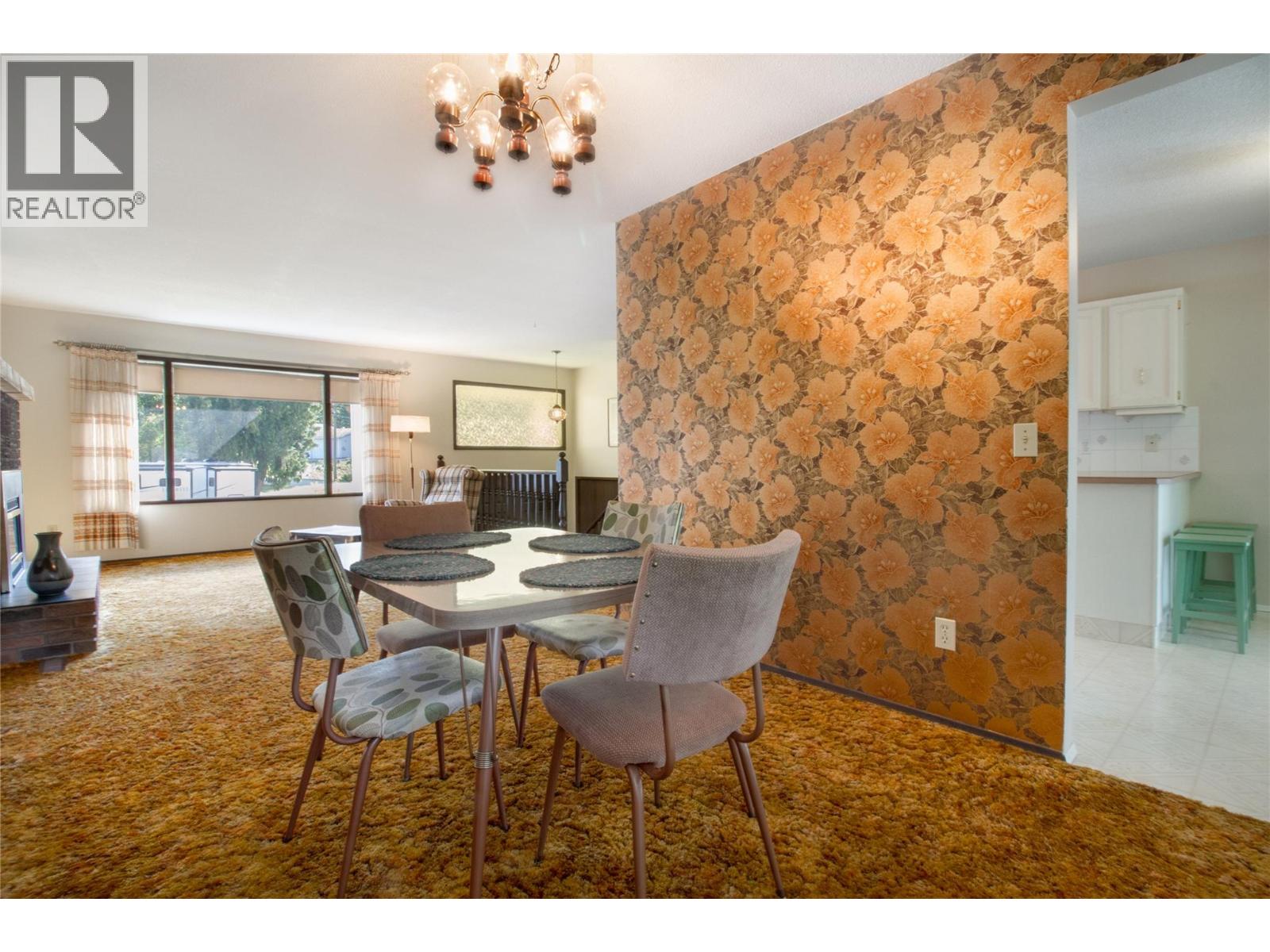 1695 Hay Road, Revelstoke