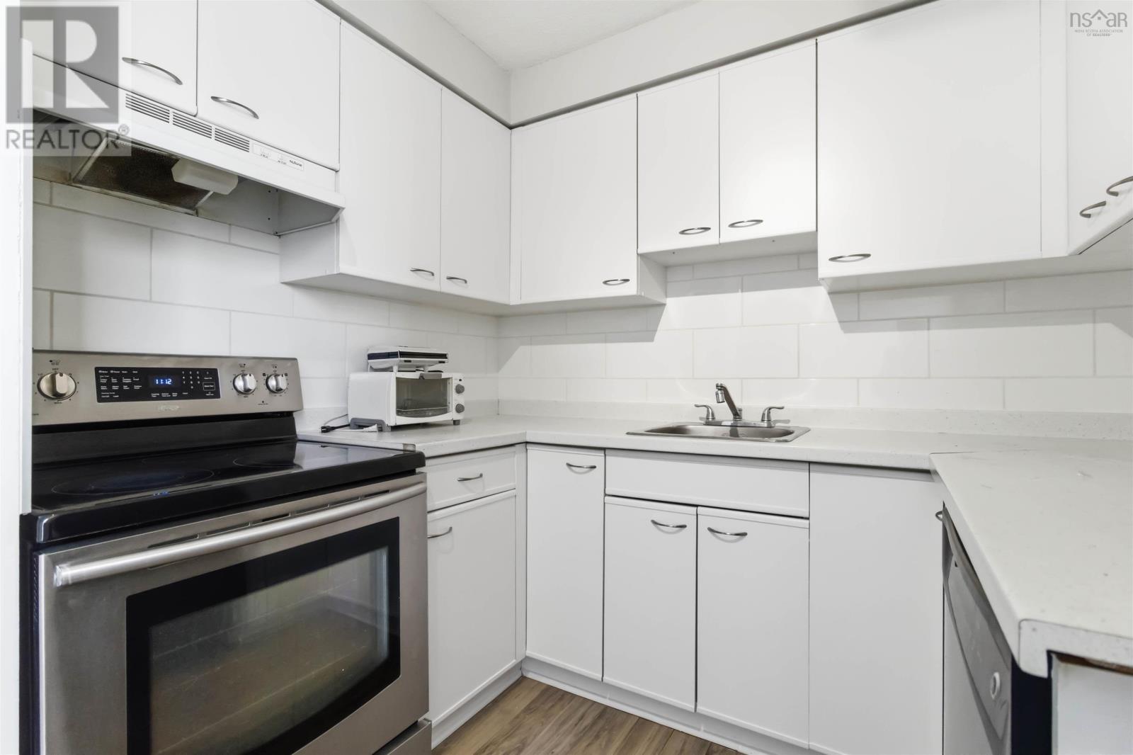 Property 20 of 50 of 510 5959 Spring Garden Road