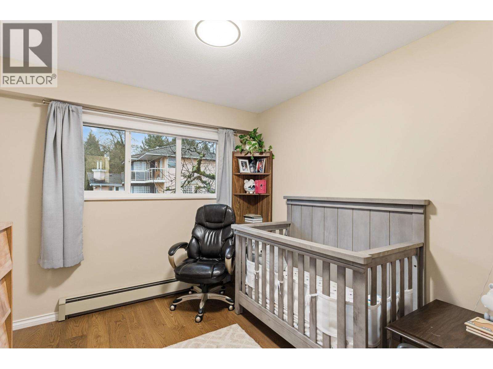 4729 CANADA WAY, Burnaby