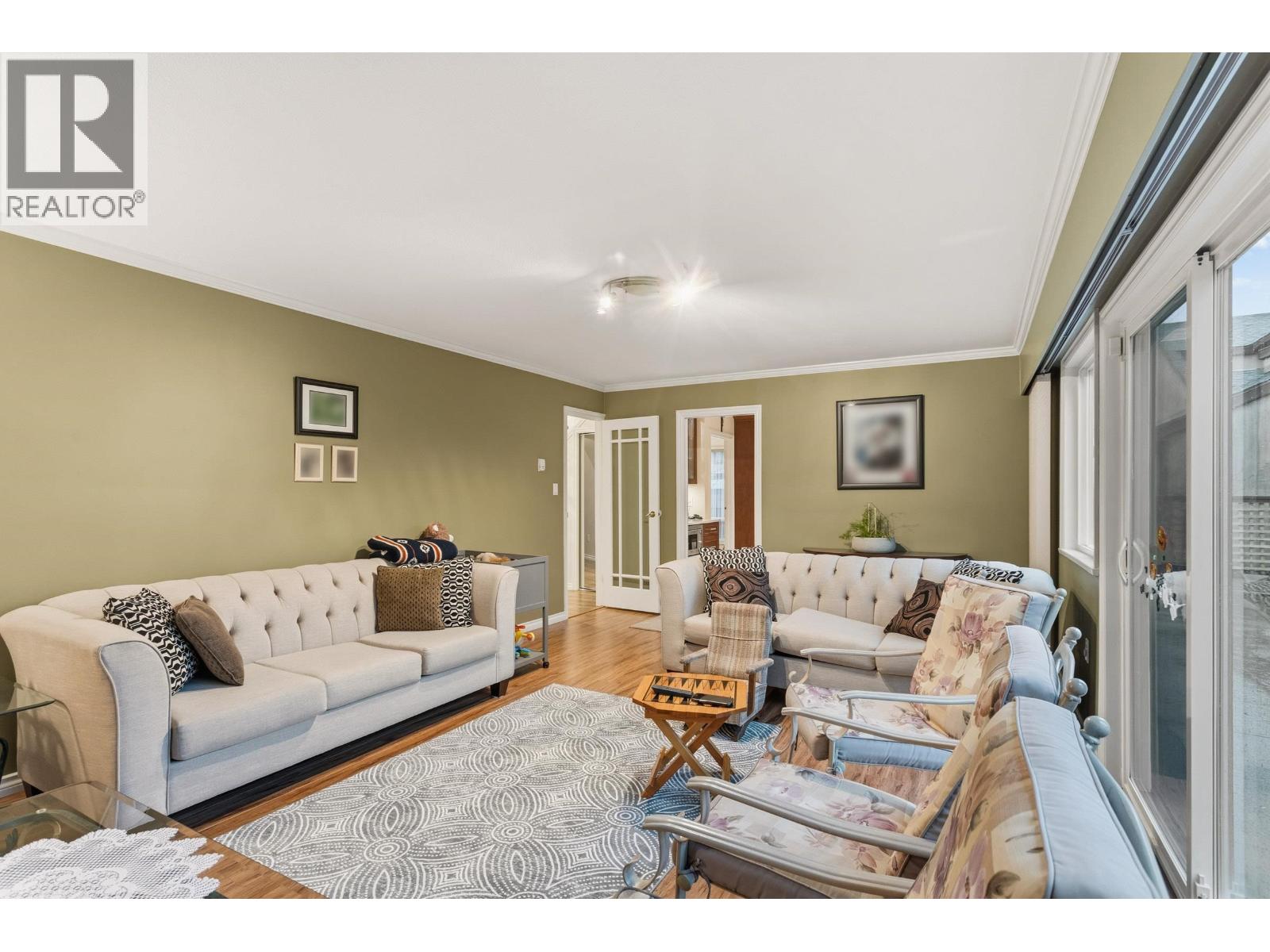 4729 CANADA WAY, Burnaby