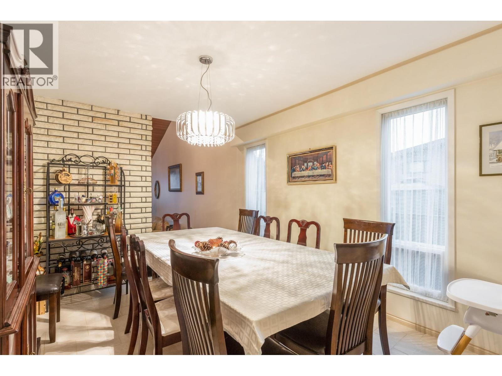 4729 CANADA WAY, Burnaby