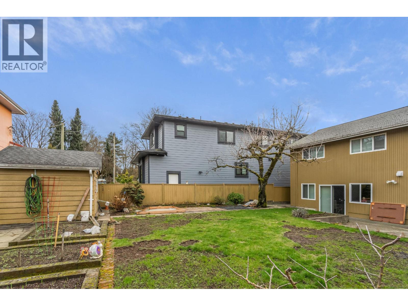 4729 CANADA WAY, Burnaby