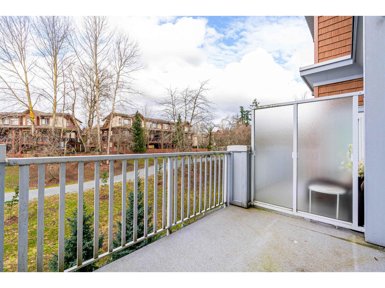 410 6470 194 STREET, Surrey