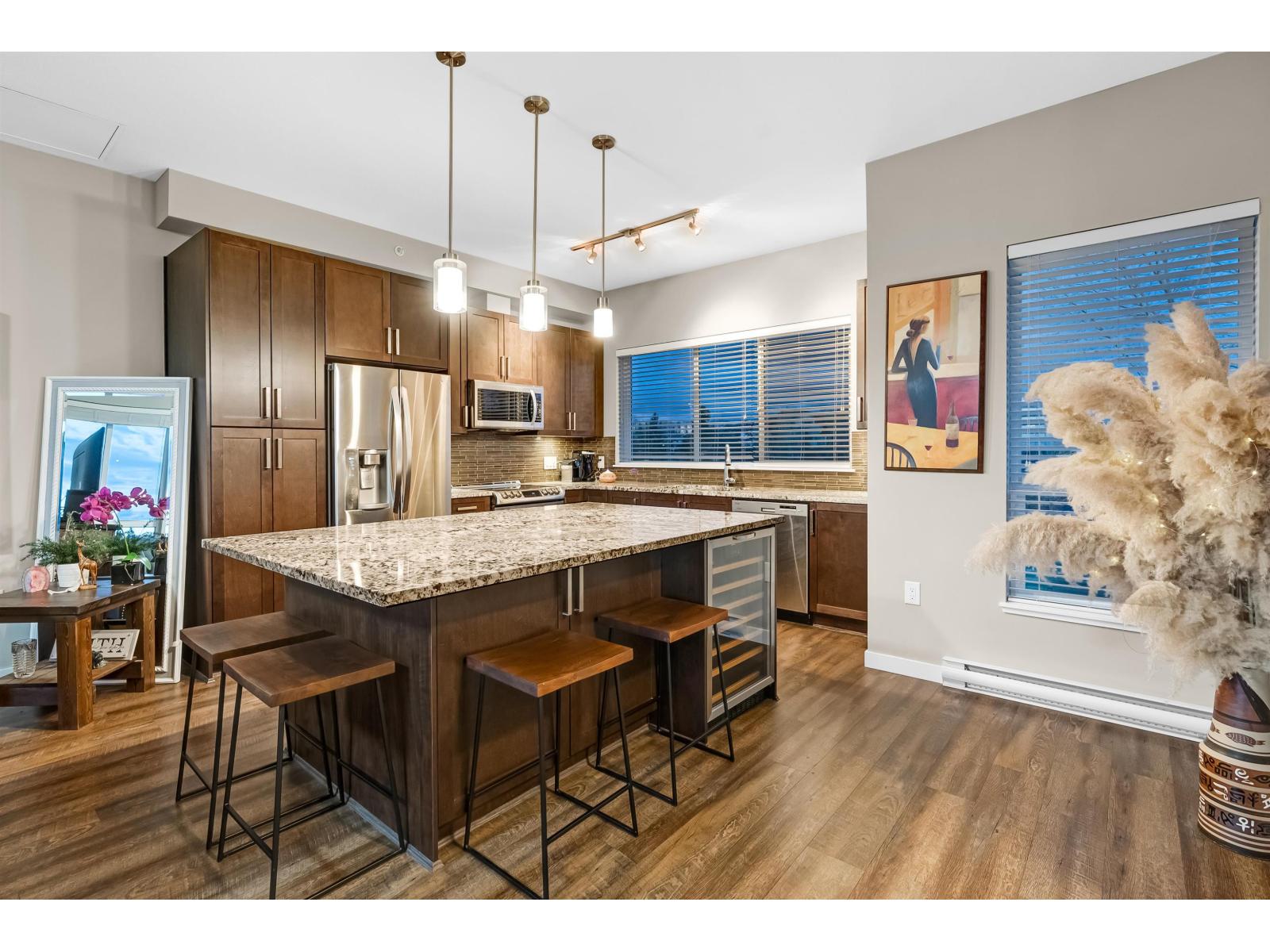 410 6470 194 STREET, Surrey