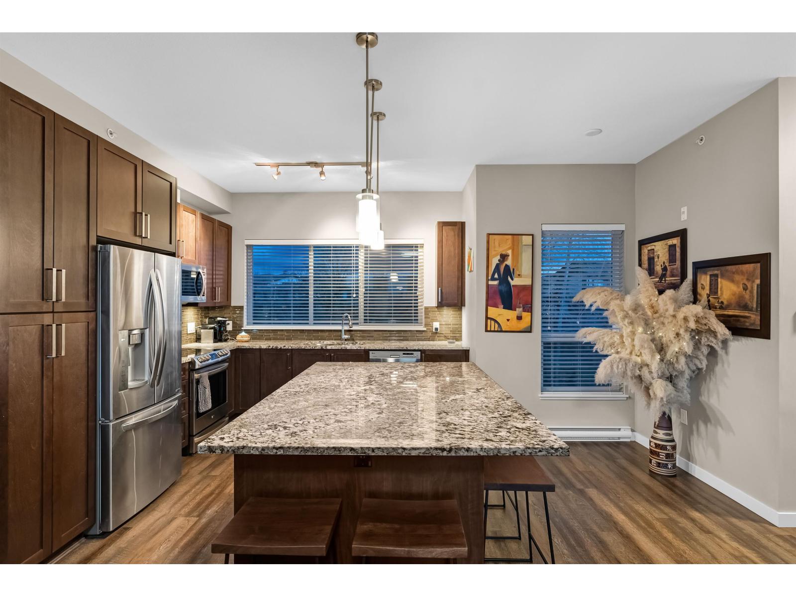 410 6470 194 STREET, Surrey