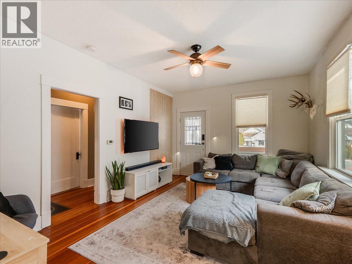 1856 FOURTH Avenue, Trail