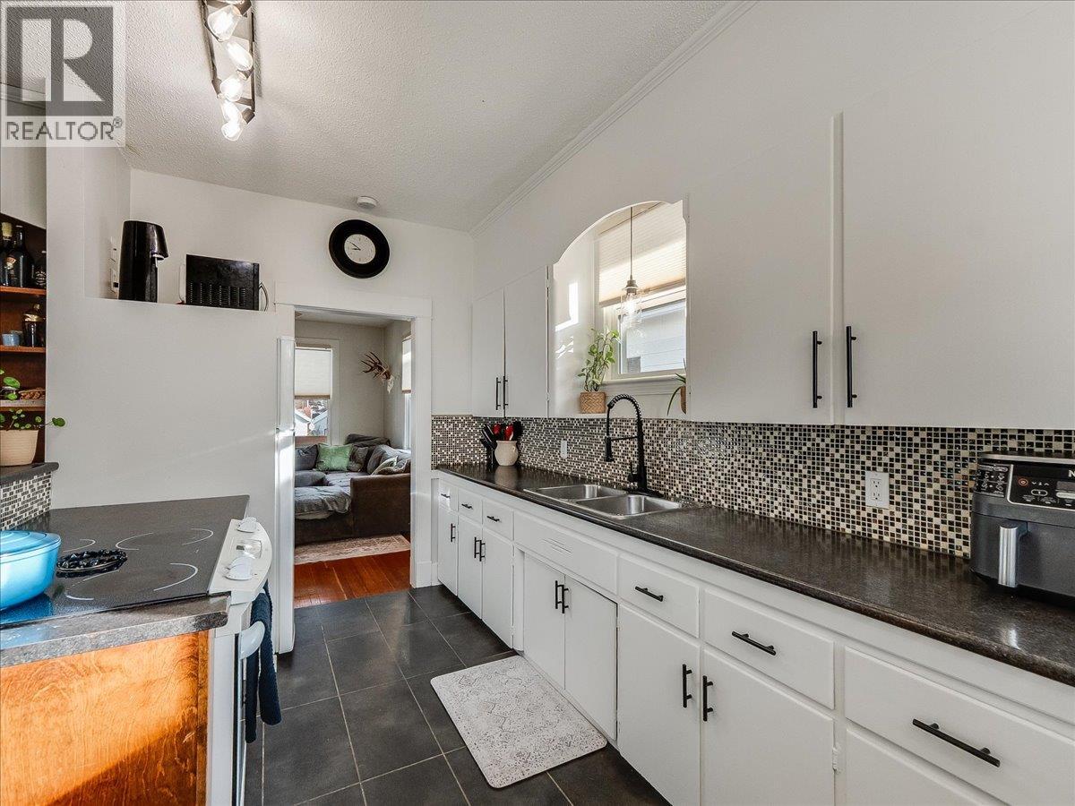 1856 FOURTH Avenue, Trail