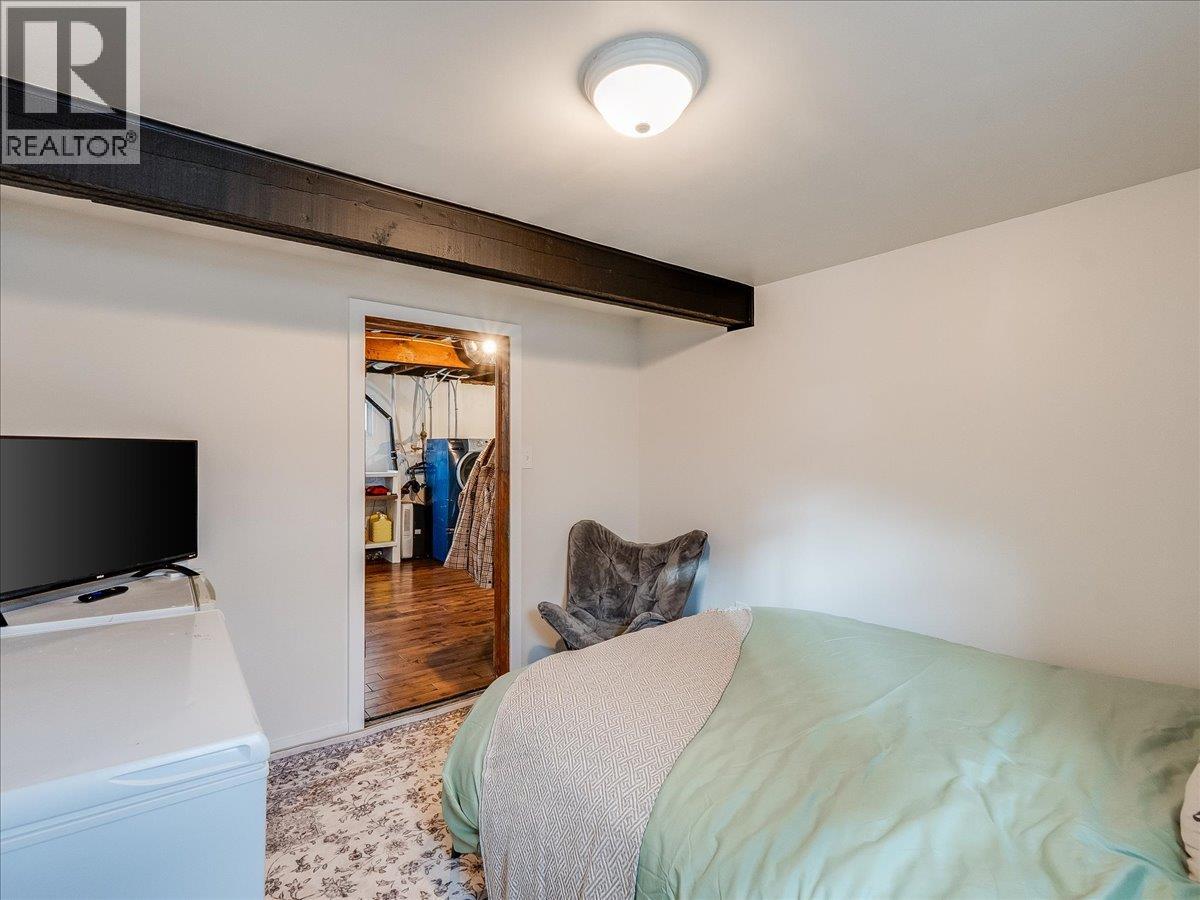 1856 FOURTH Avenue, Trail