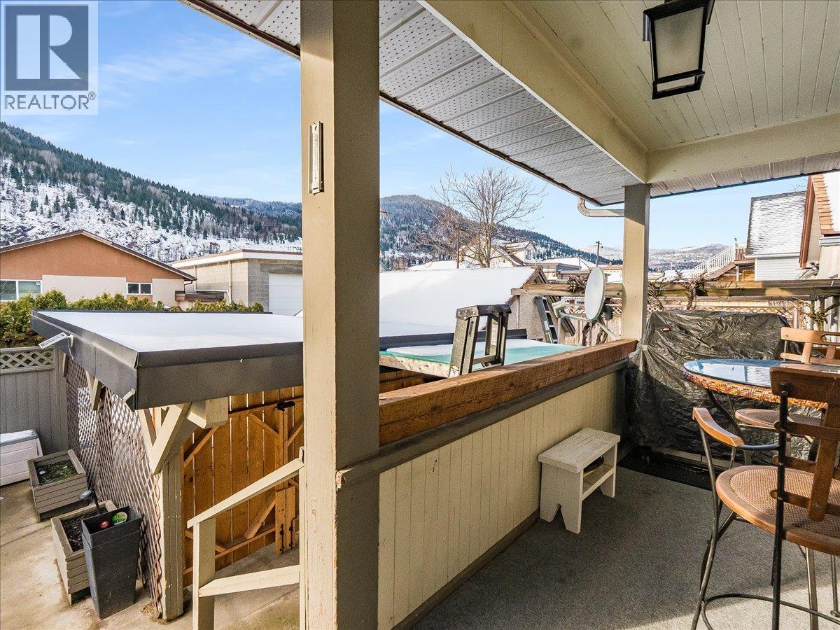 1856 FOURTH Avenue, Trail