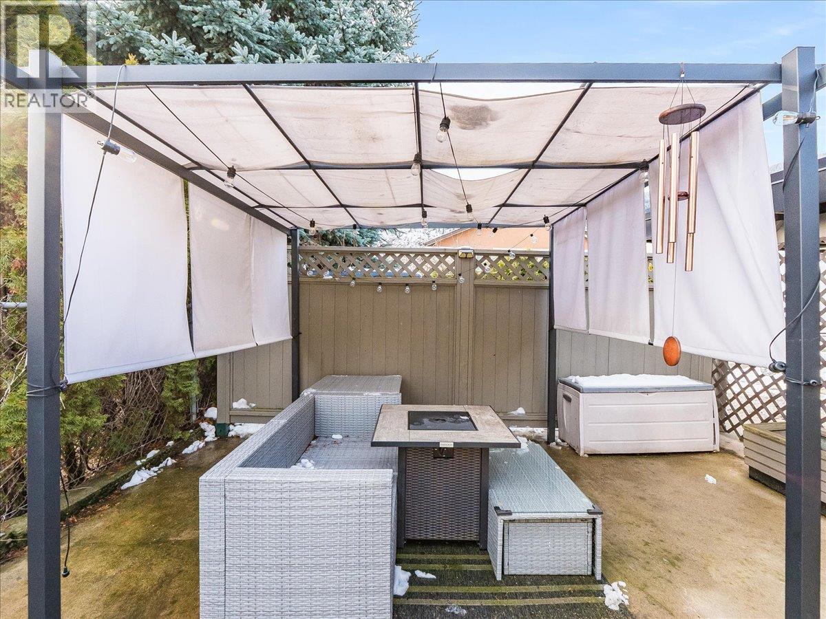 1856 FOURTH Avenue, Trail