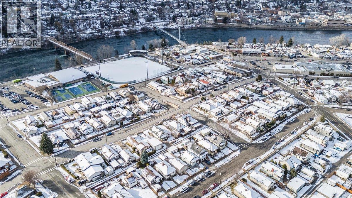 1856 FOURTH Avenue, Trail