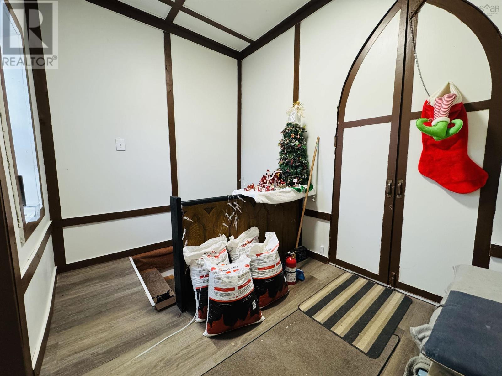 Property 5 of 30 of 183 Pearl Street