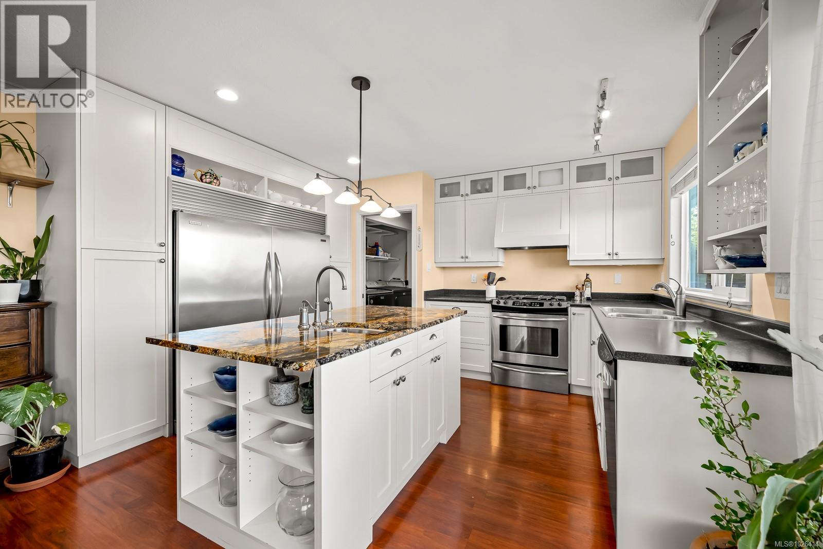 261 Alder St, Campbell River