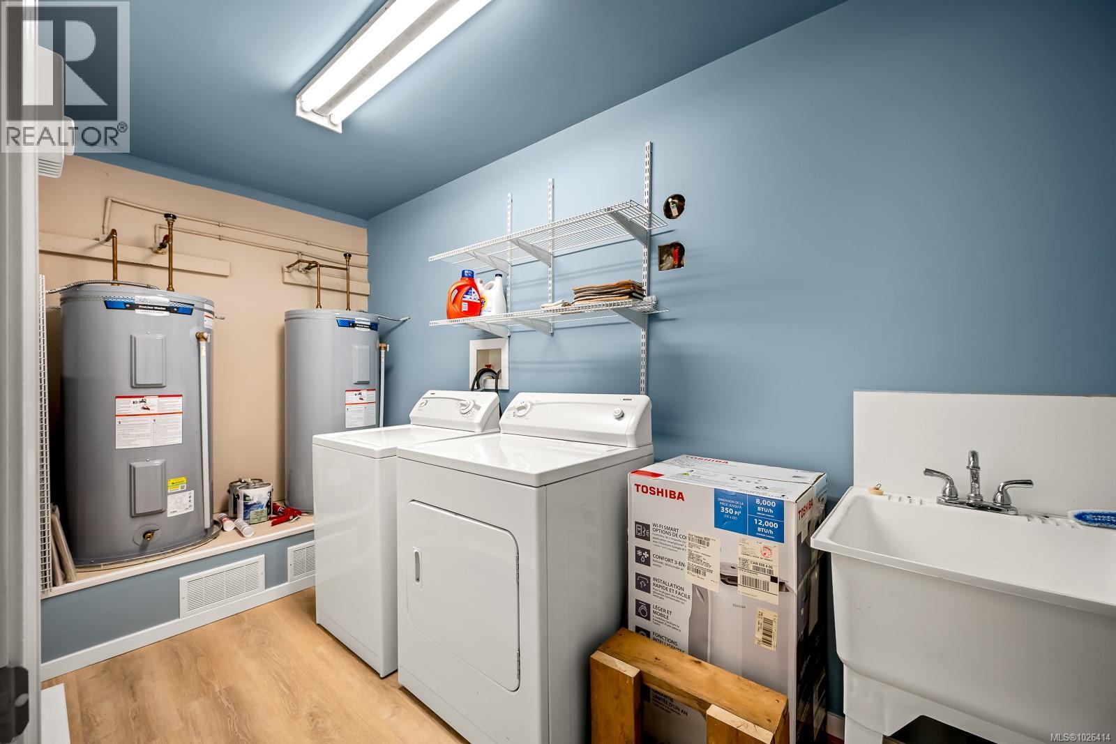 261 Alder St, Campbell River