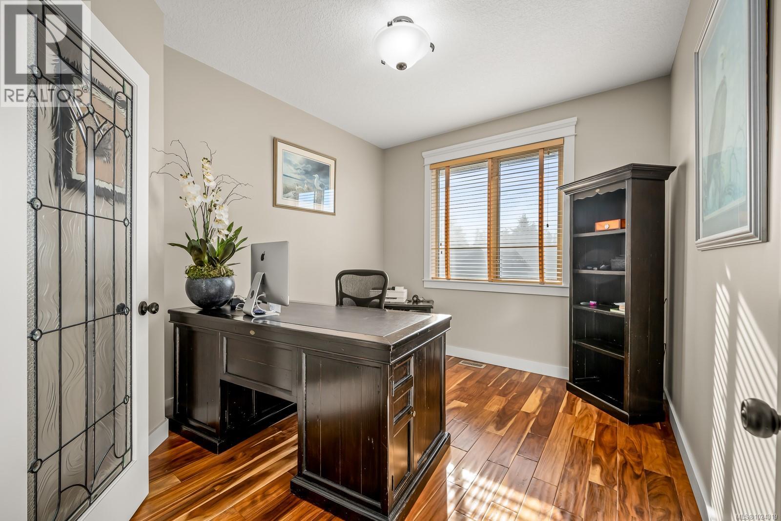 91 Larwood Rd, Campbell River