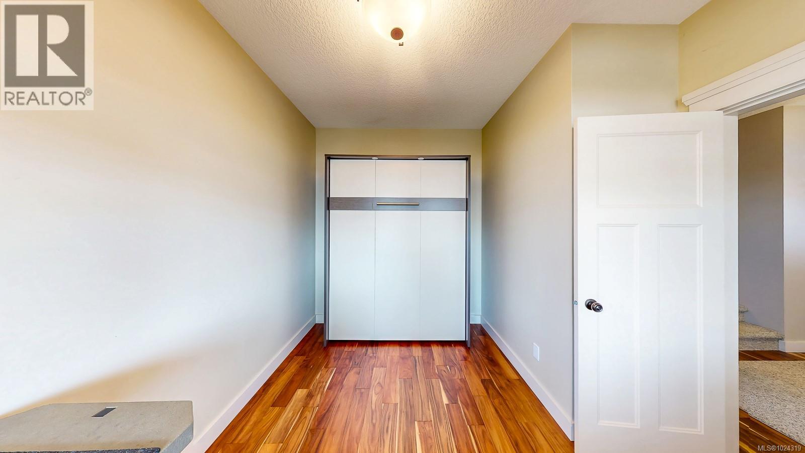 91 Larwood Rd - 41