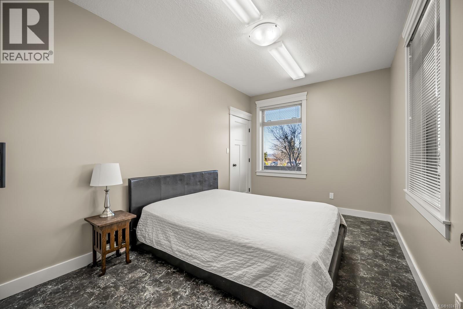 91 Larwood Rd - 45