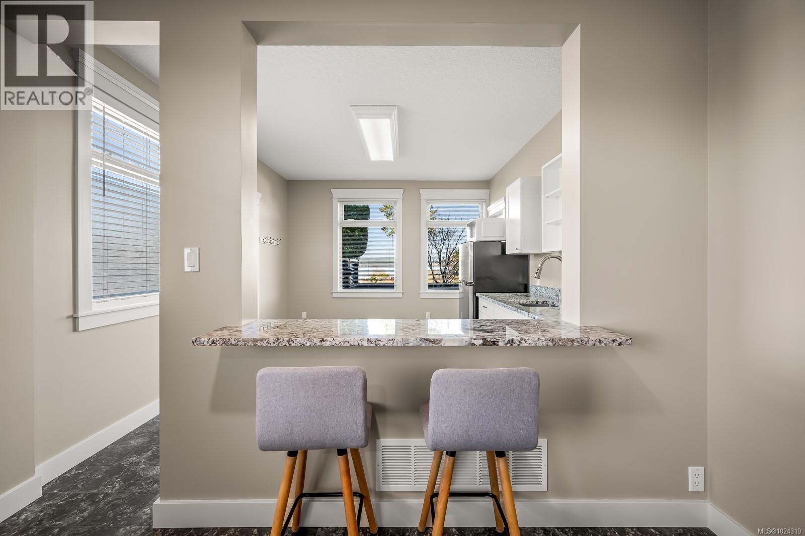 91 Larwood Rd - 50