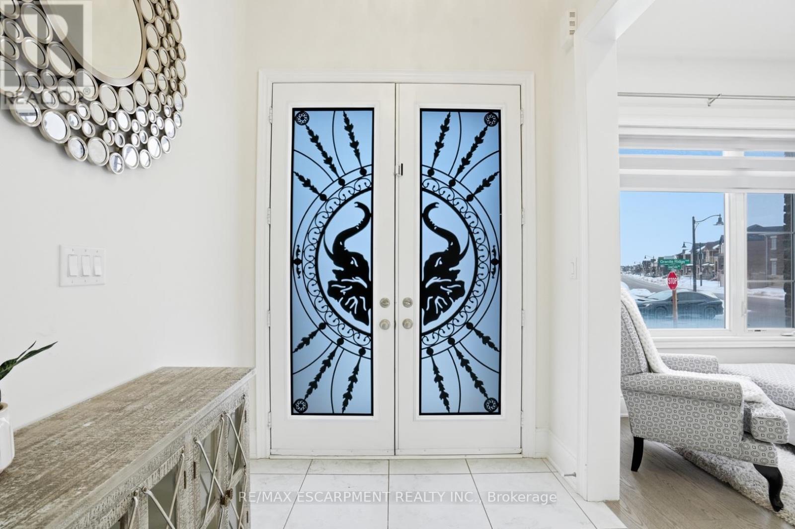 195 GRANITE RIDGE TRAIL - Photo 3 of 46, Hamilton (Waterdown), Ontario