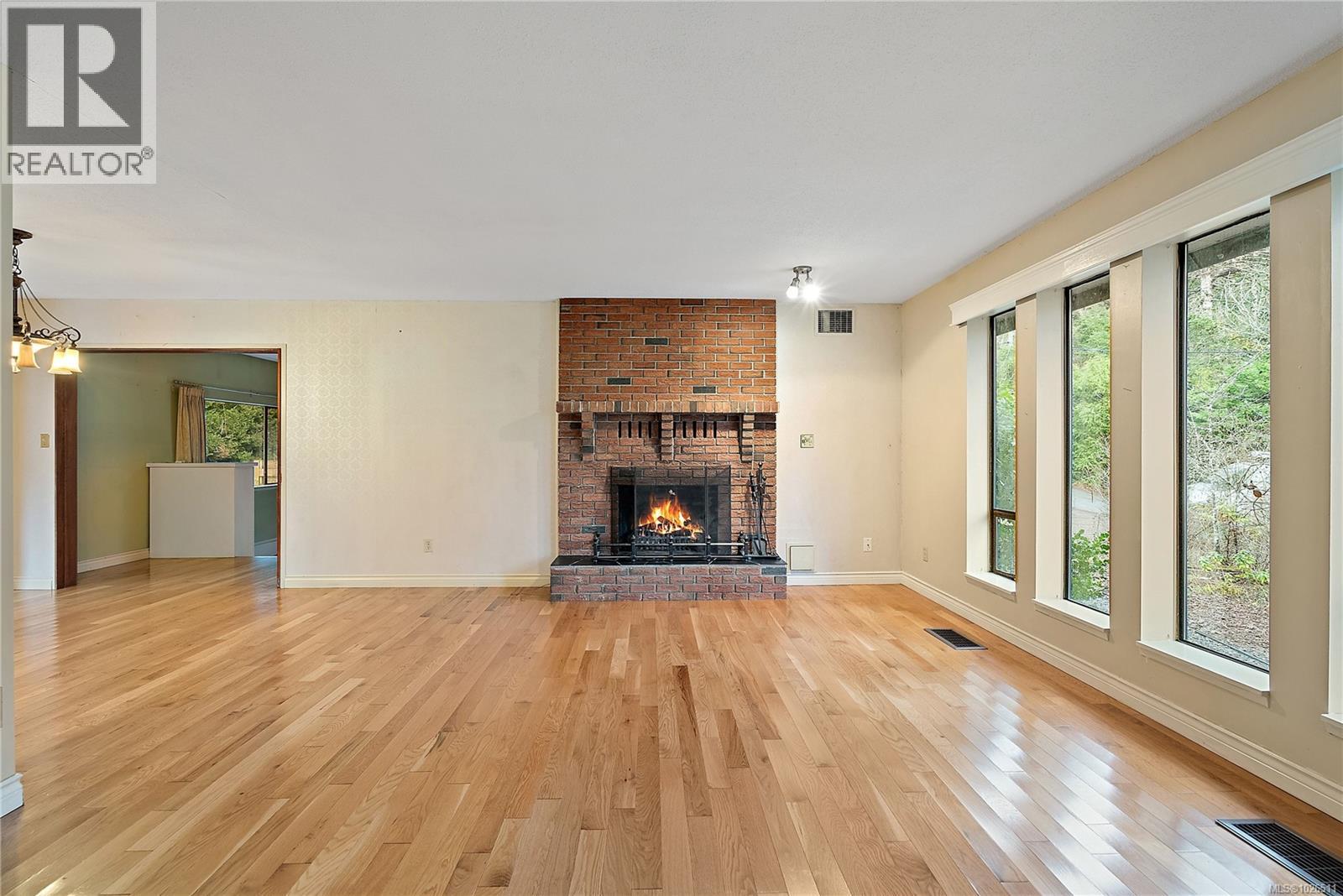 4536 Hughes Rd, Saanich