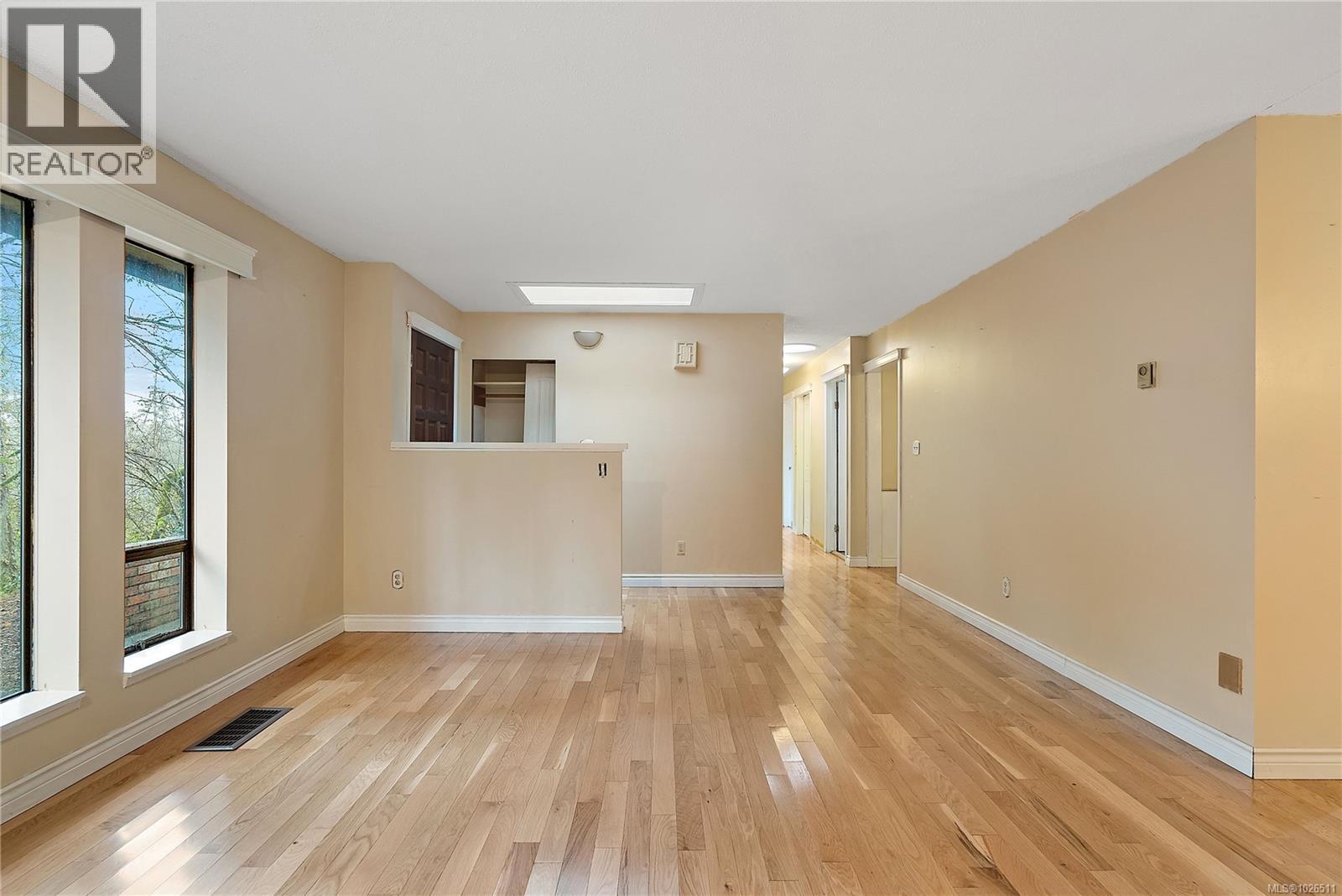 4536 Hughes Rd, Saanich