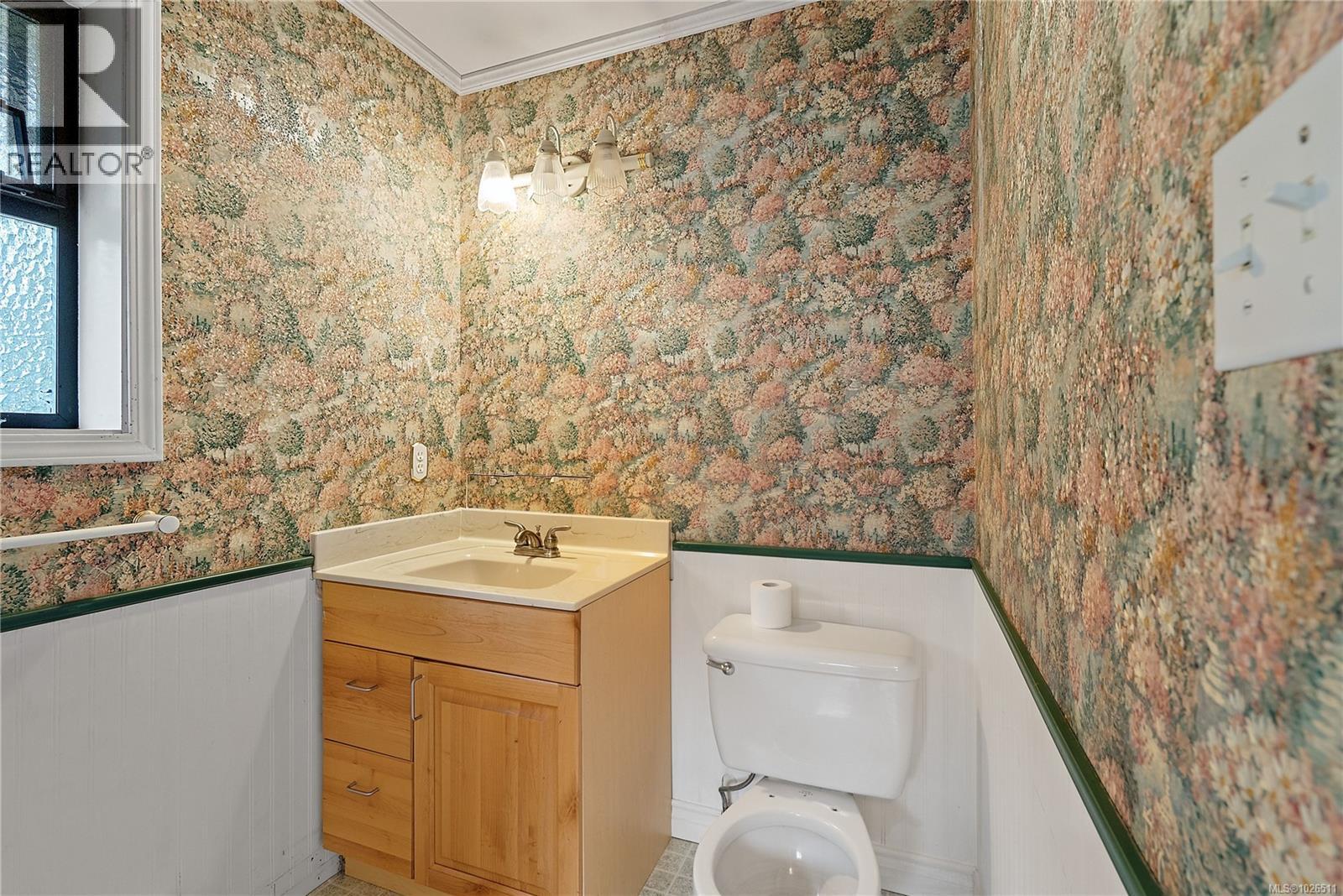 4536 Hughes Rd, Saanich