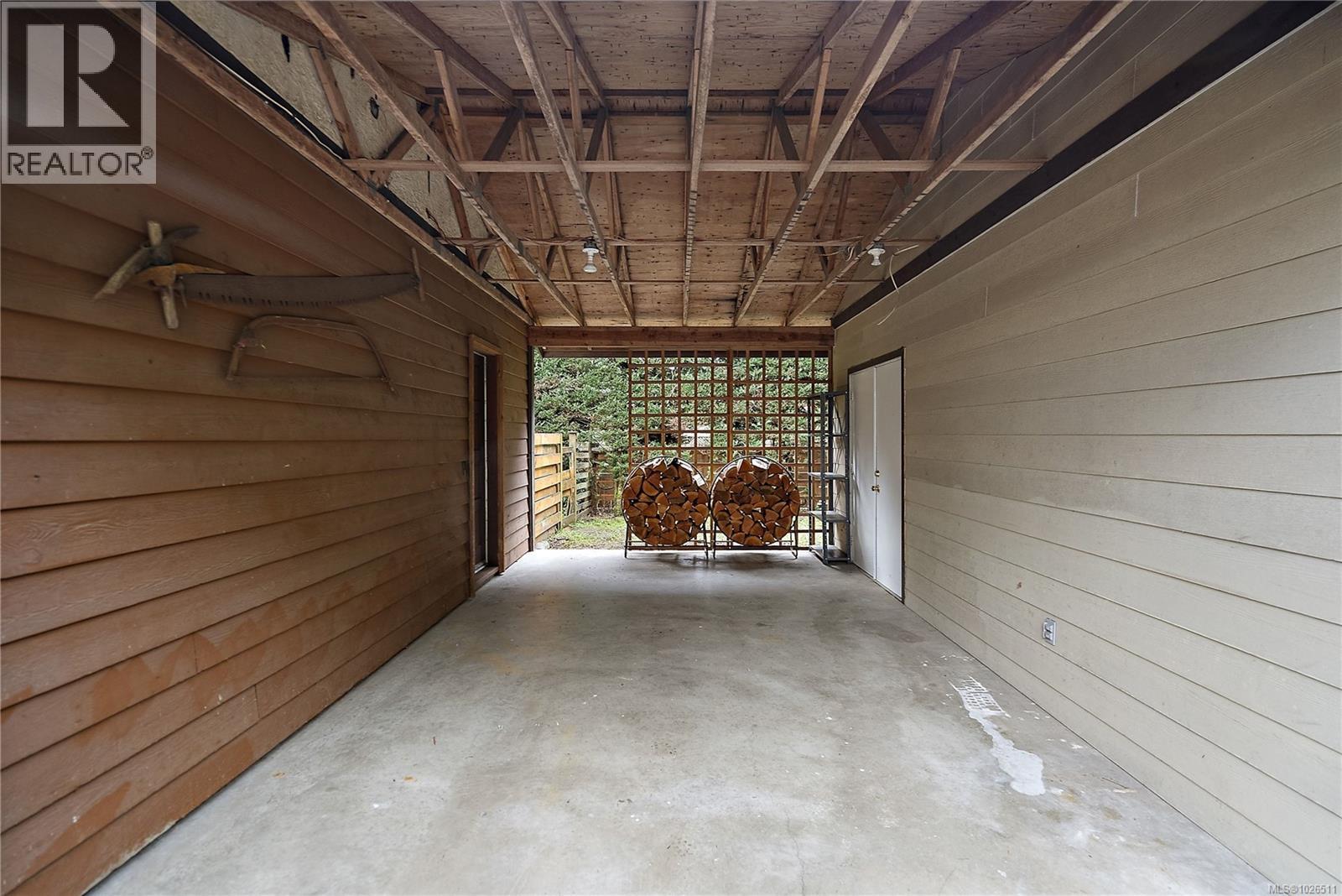 4536 Hughes Rd, Saanich