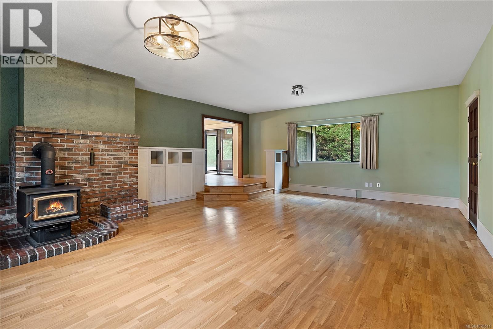 4536 Hughes Rd, Saanich