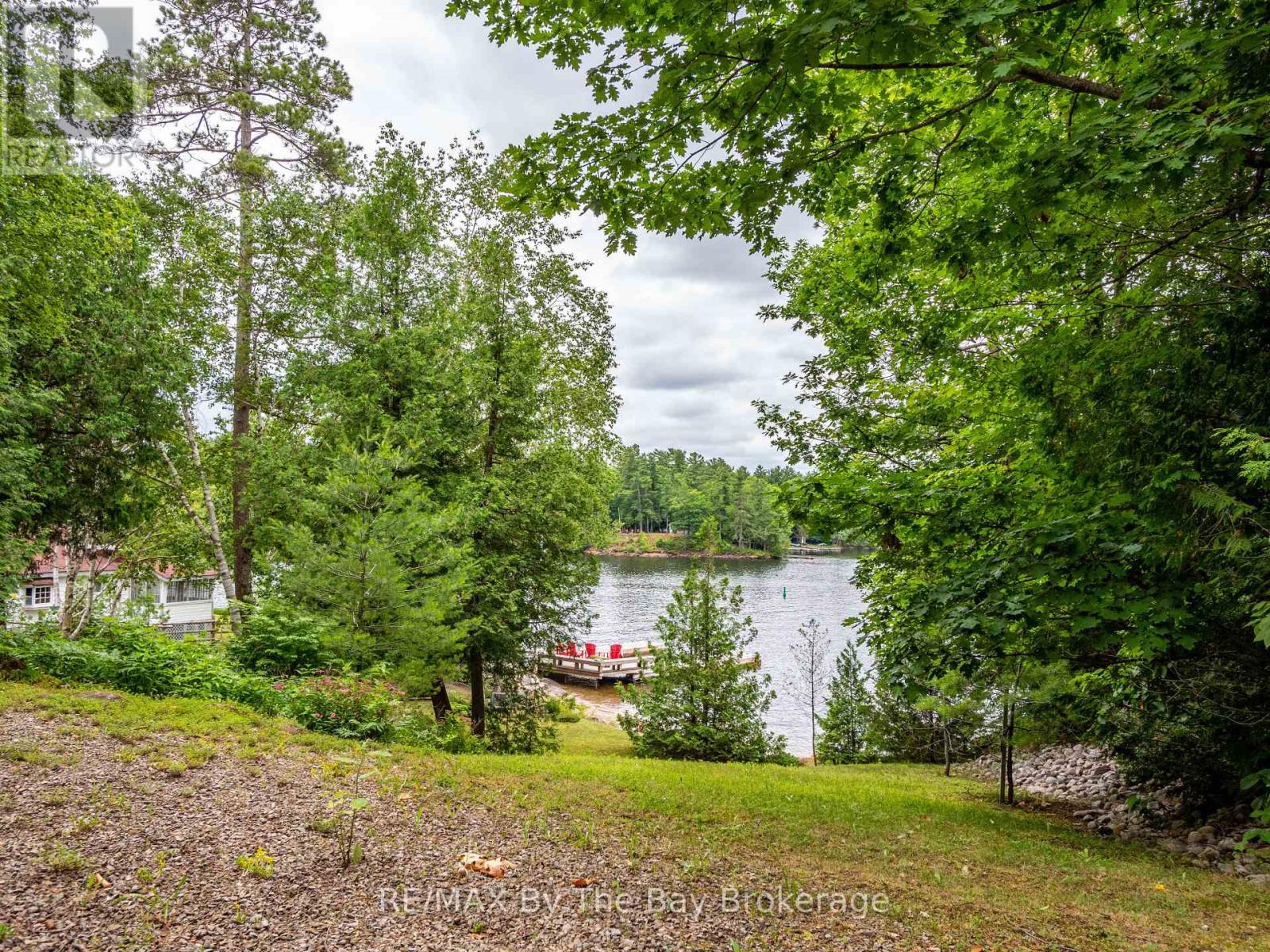 4018 ISLAND 980 / DEER ISLAND - 4