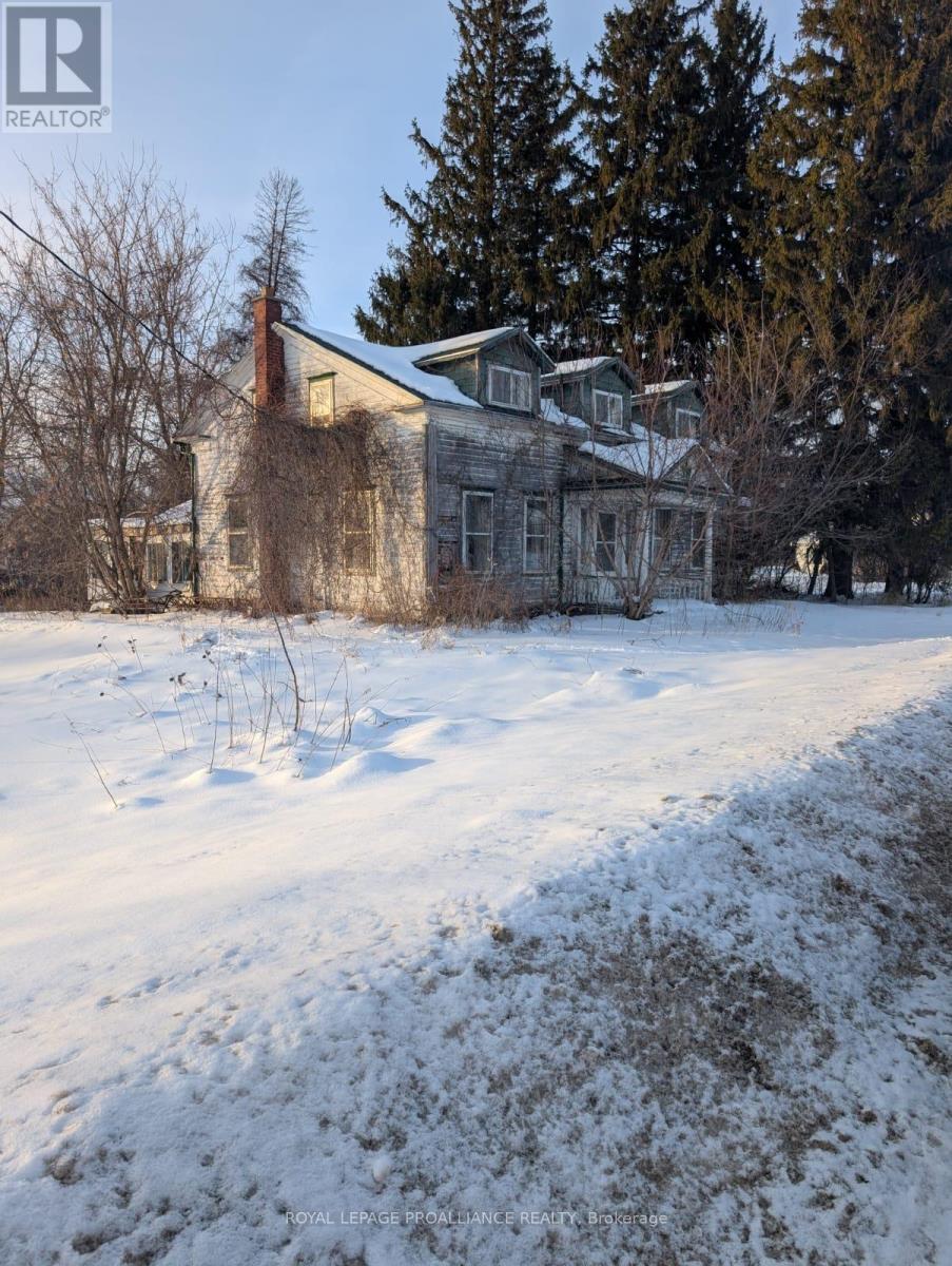 1407 County Rd 15 photo 4