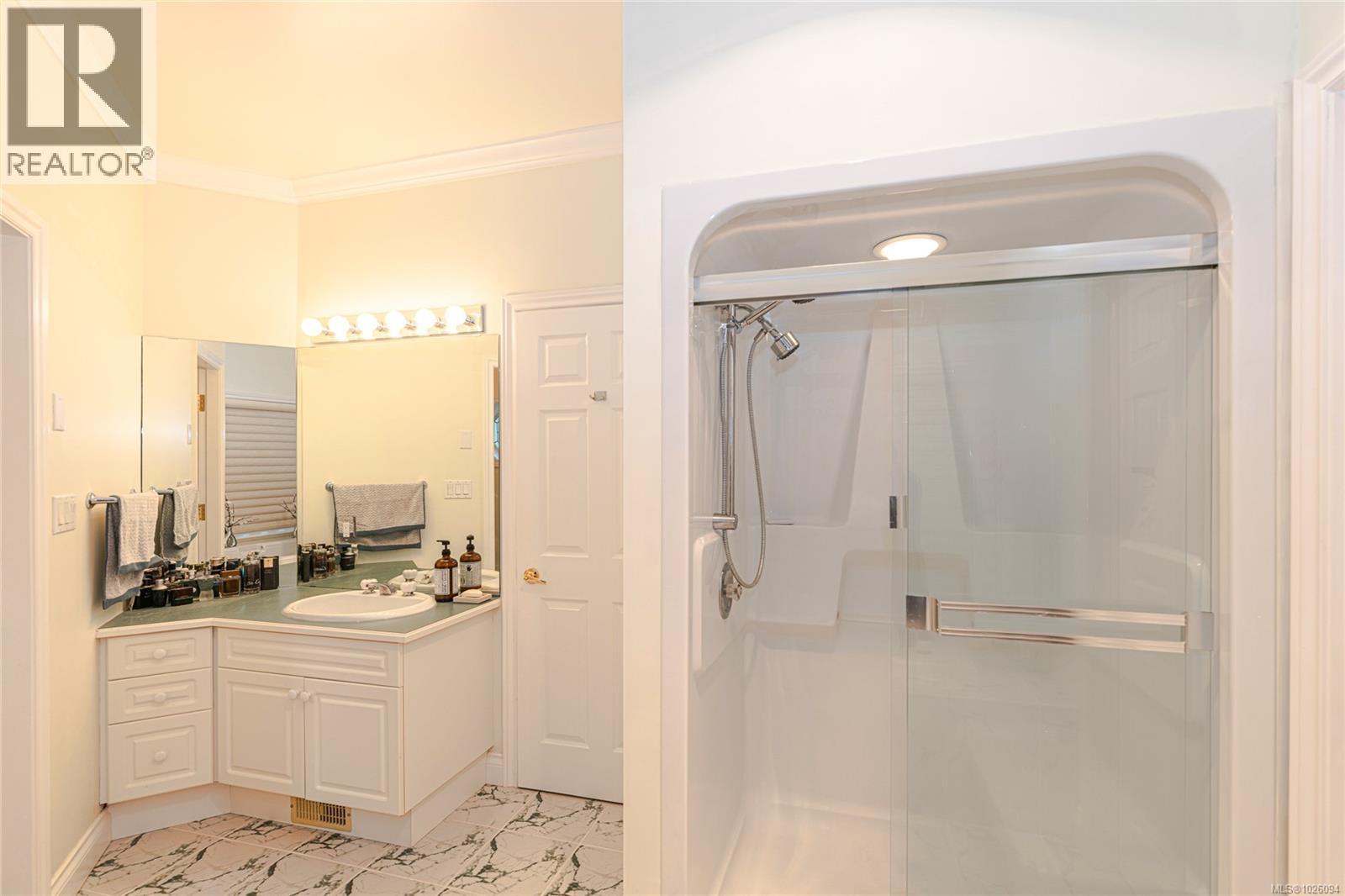  1934 San Juan Avenue, Saanich