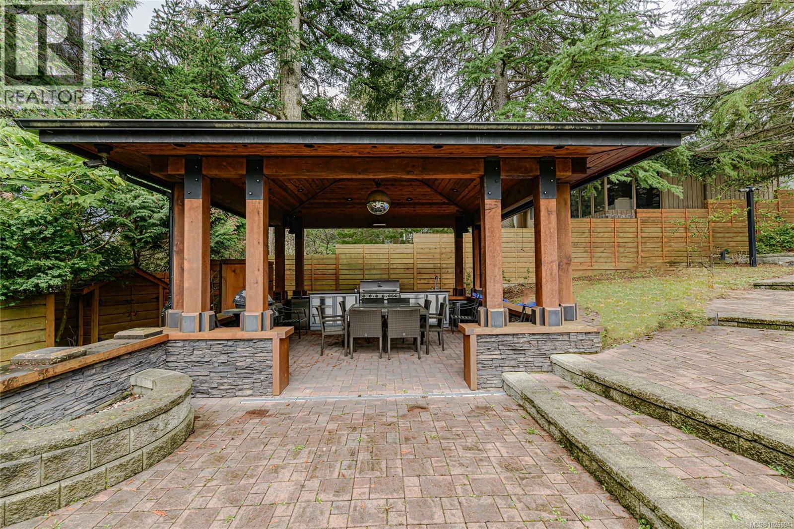  1934 San Juan Avenue, Saanich