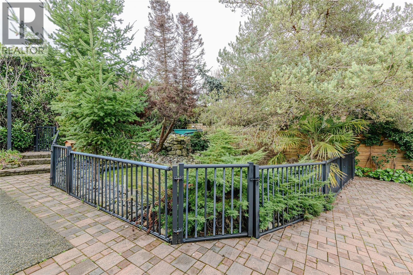  1934 San Juan Avenue, Saanich