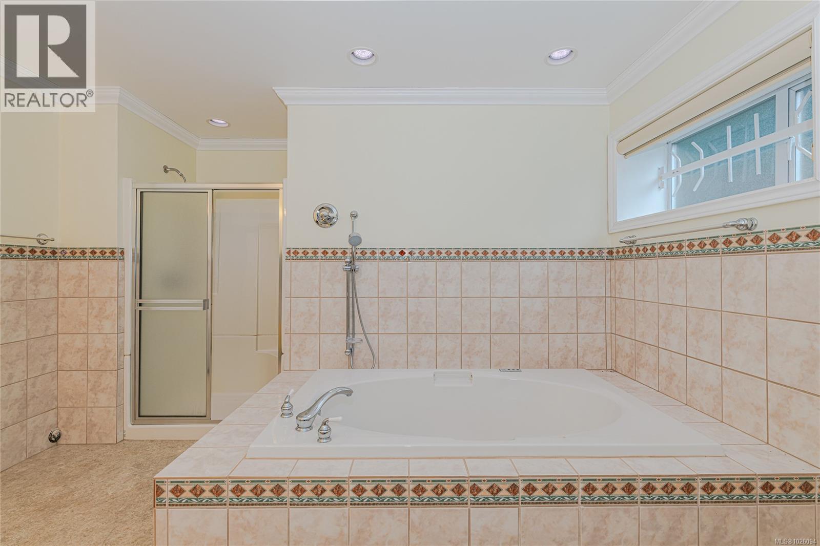  1934 San Juan Avenue, Saanich