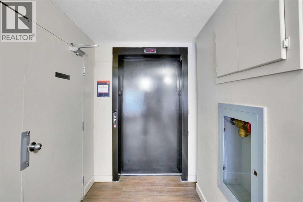 Single Family House for Sale in    Avenue NE Saddle Ridge Calgary 