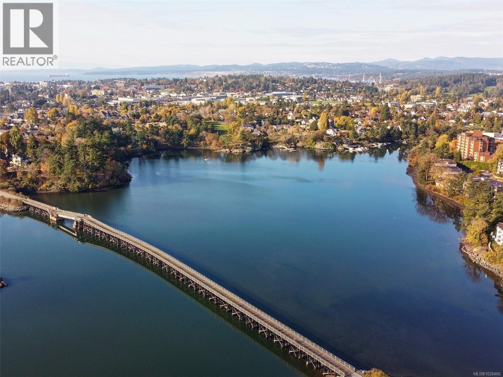 317 365 Waterfront Crescent, Victoria