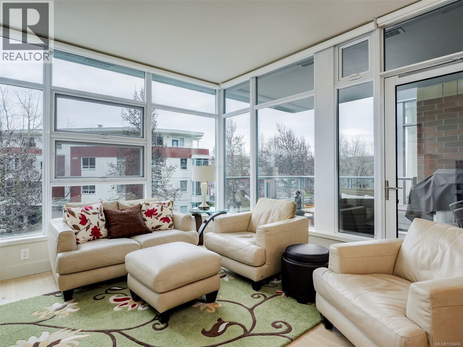 317 365 Waterfront Crescent, Victoria