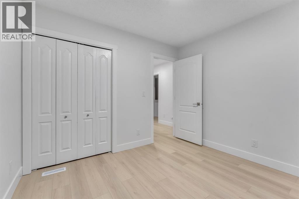 Single Family House for Sale in  Saddlecreek Terrace NE Saddle Ridge Calgary 