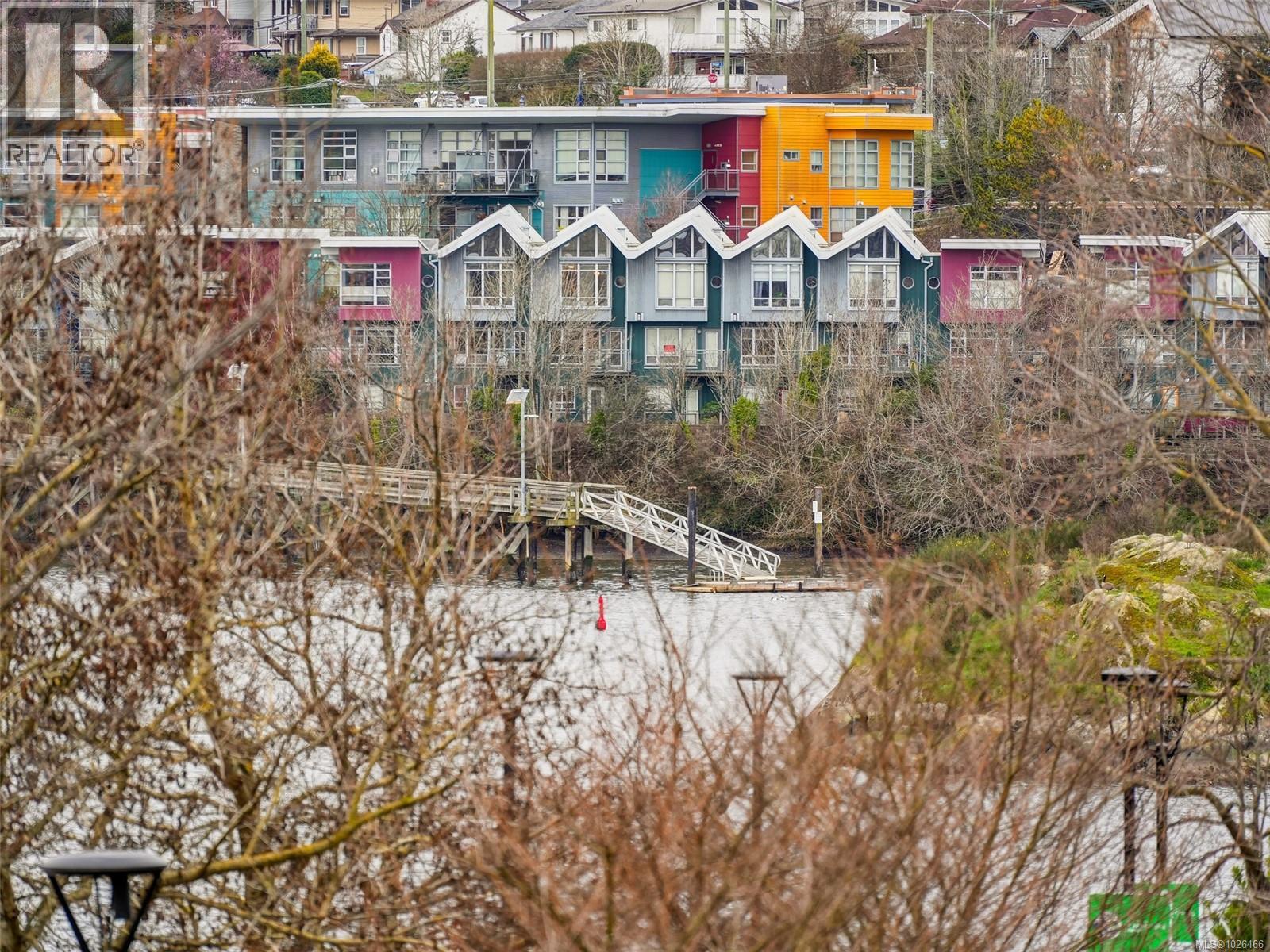 317 365 Waterfront Crescent, Victoria