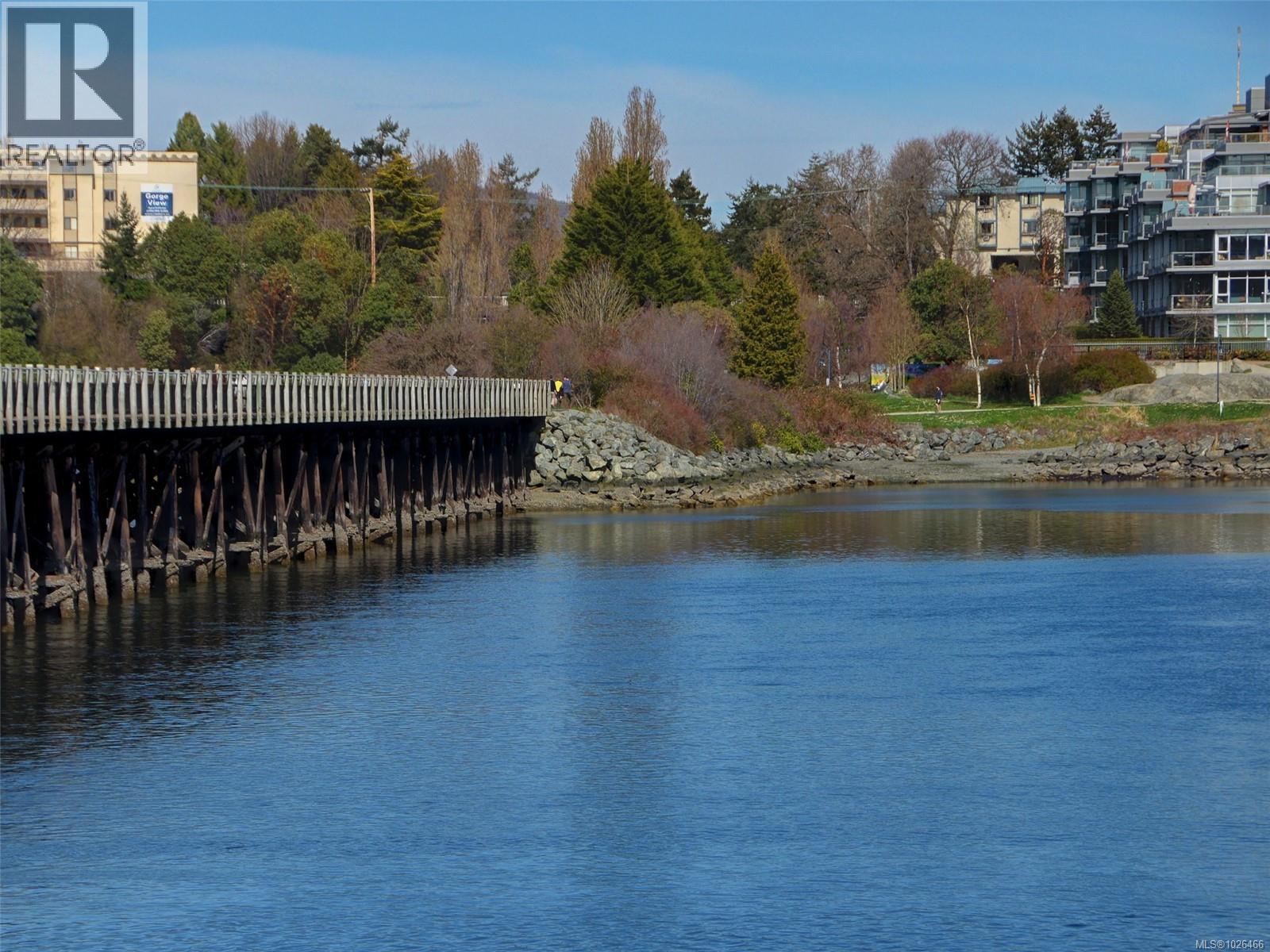 317 365 Waterfront Crescent, Victoria