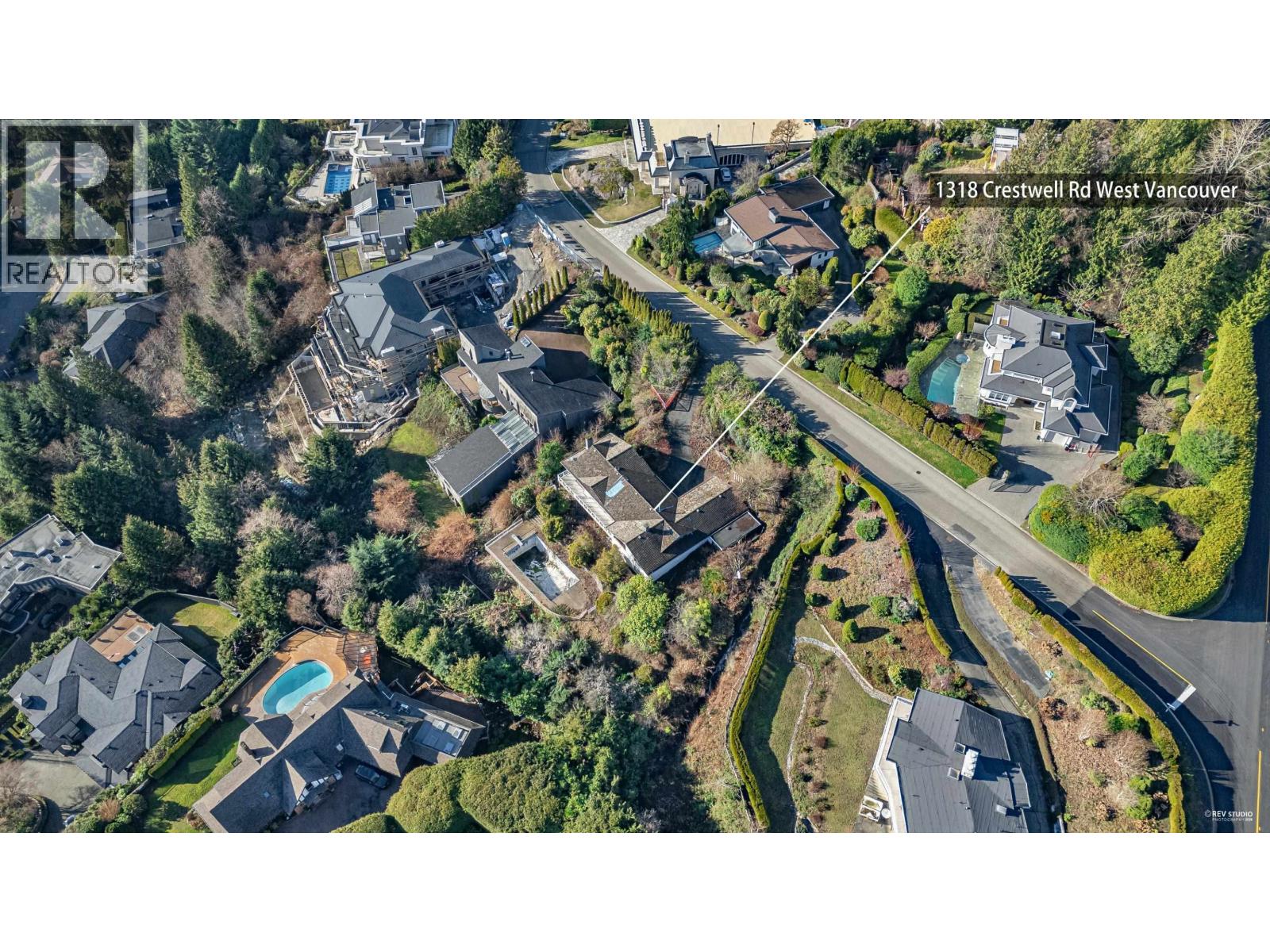 1318 CRESTWELL ROAD, West Vancouver