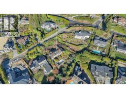 1318 Crestwell Road, West Vancouver, BC V7S2P2 Photo 12