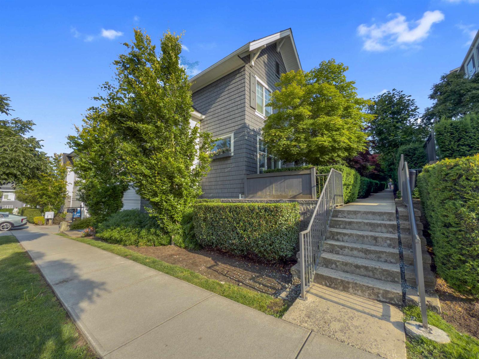 4 13636 81A AVENUE, Surrey