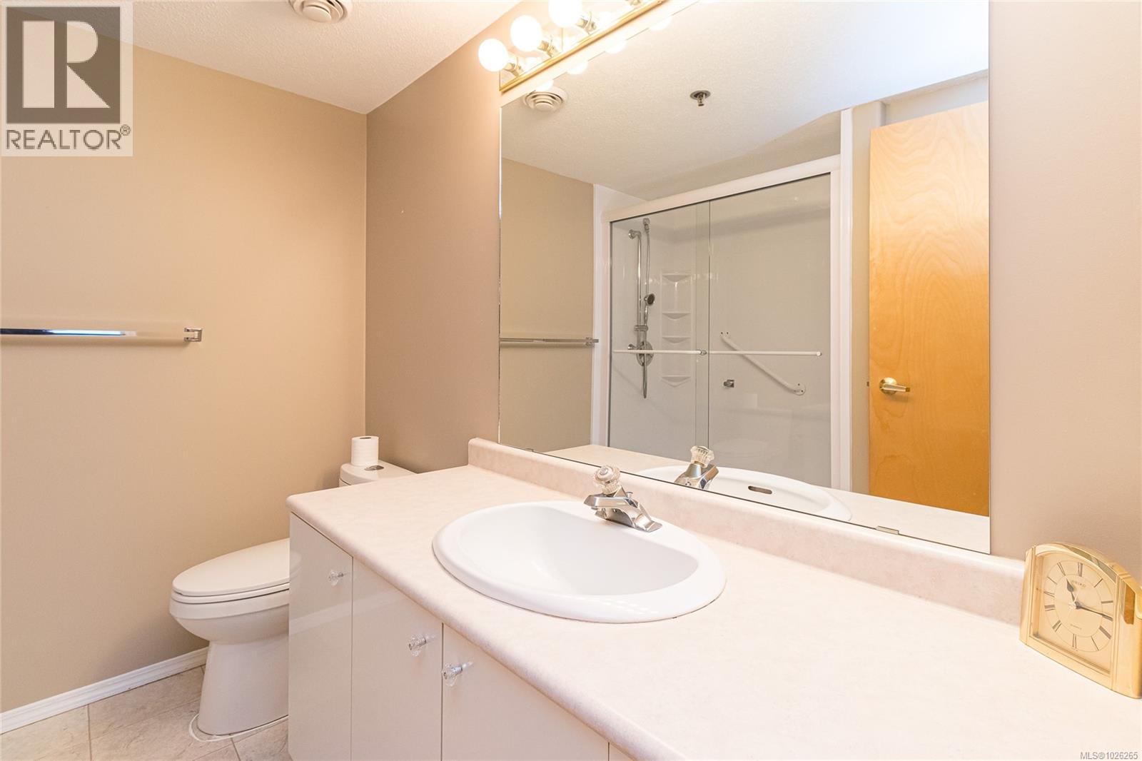 309 3009 Brittany Dr, Langford