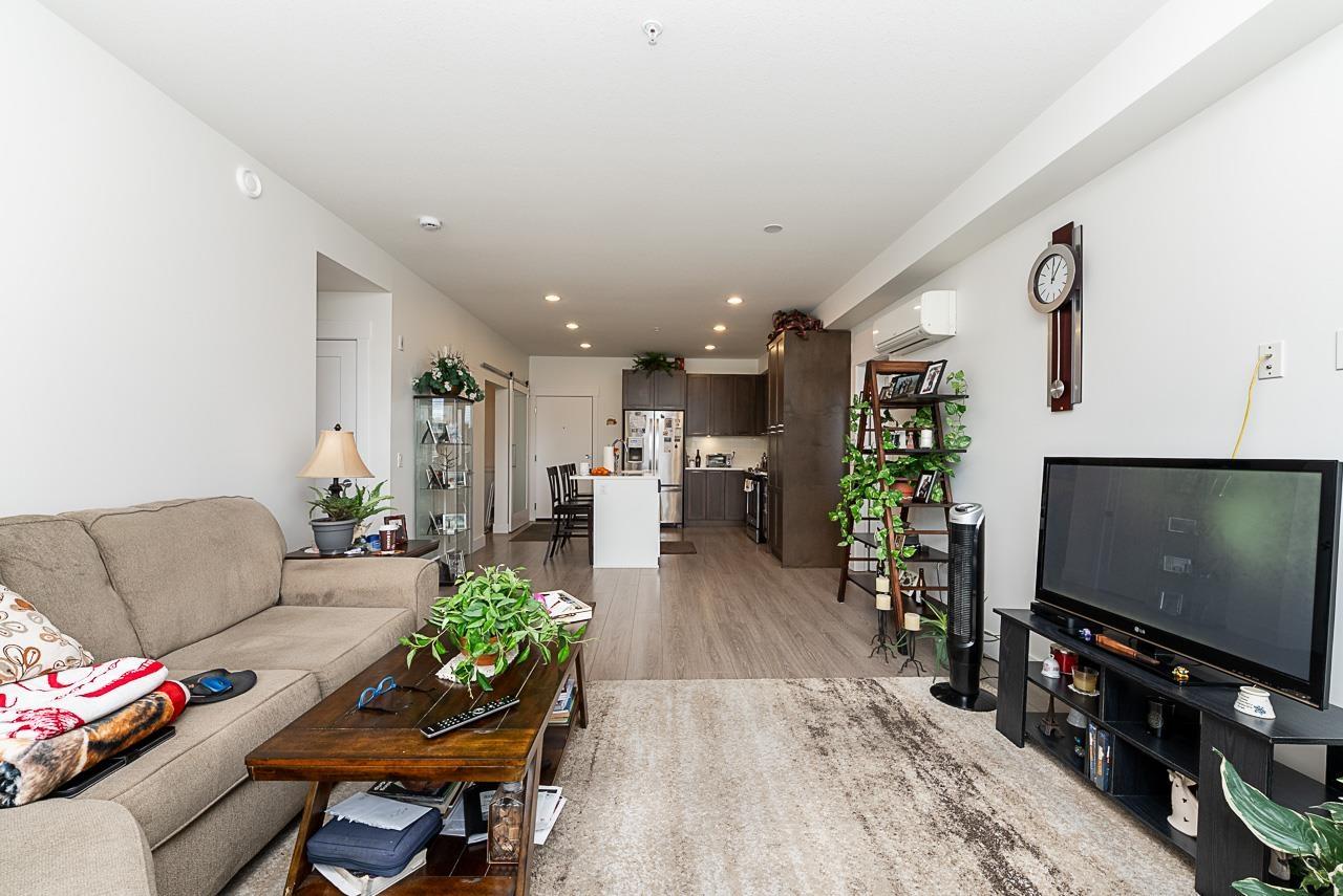 309 22087 49 AVENUE, Langley