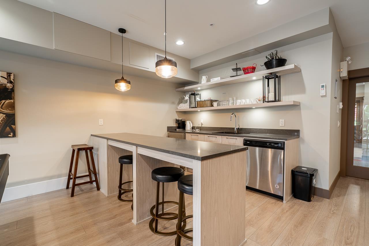 309 22087 49 AVENUE, Langley