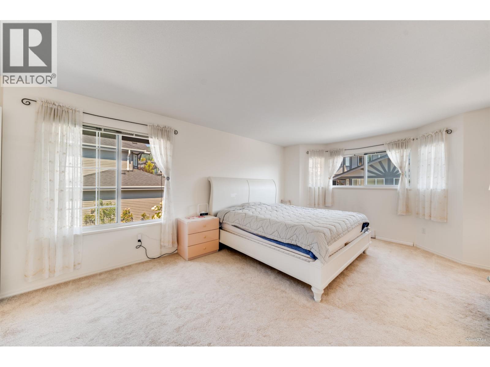 136 1685 PINETREE WAY, Coquitlam