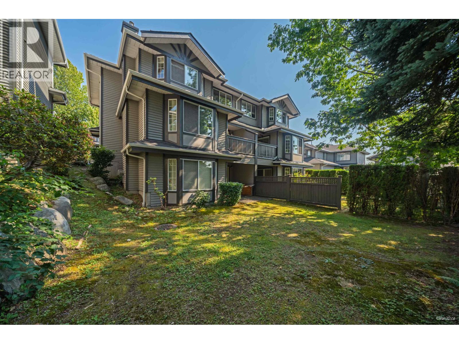 136 1685 PINETREE WAY, Coquitlam